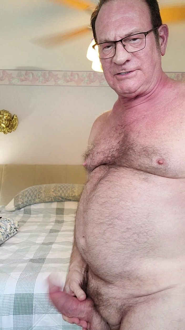 DaddyLNargo: Děda je sexy
