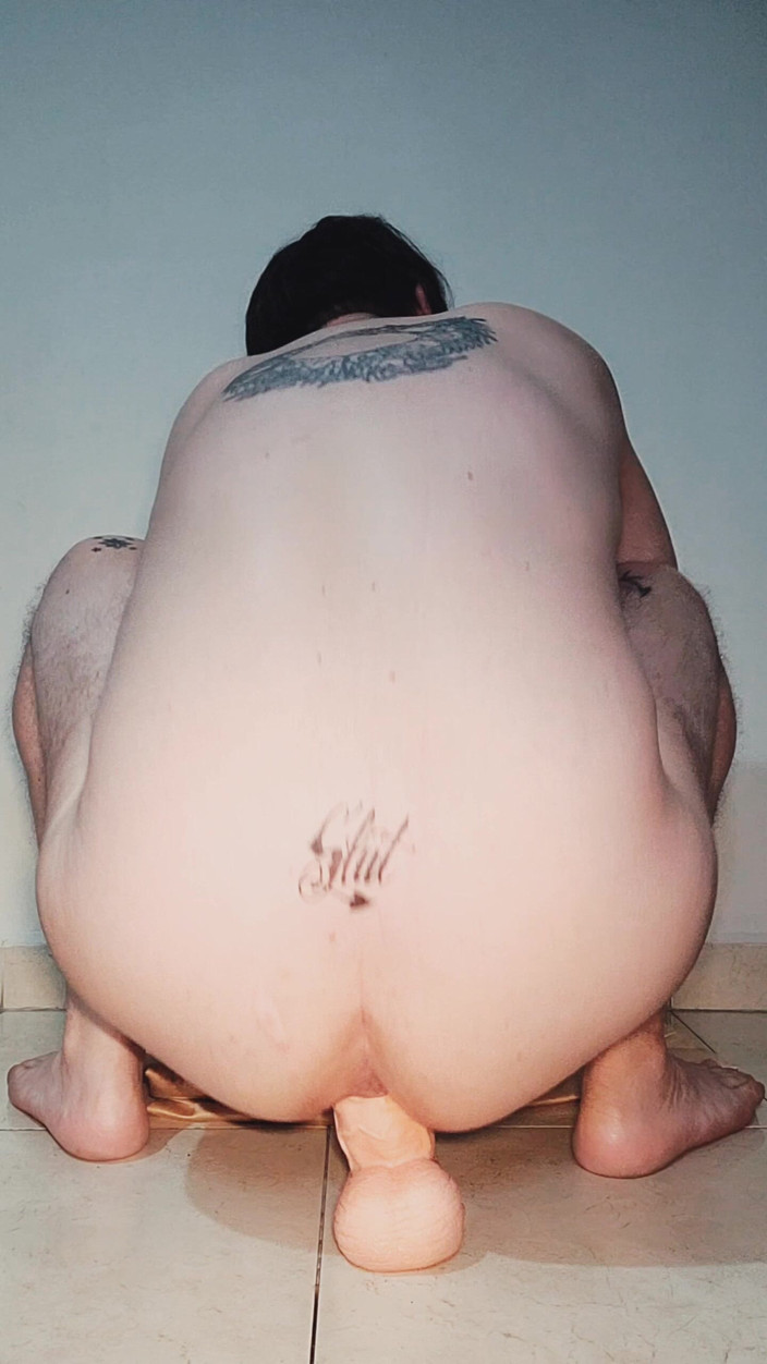 SlutClosetedfag: Plugues e enorme consolo