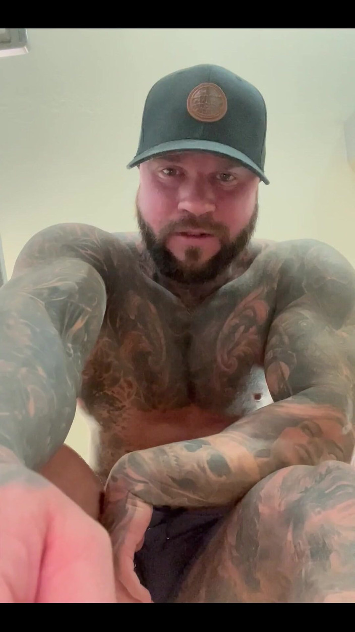 Jasons feet: Saya jurulatih peribadi super cocky awak