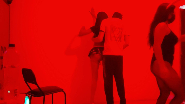 NEGRITA SEXY: 내 사랑하는 의붓여동생을 위한 학사 파티를 조직했습니다