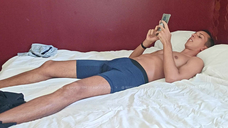 baptiste_petit: Wank on My Bed. with a Masturbator