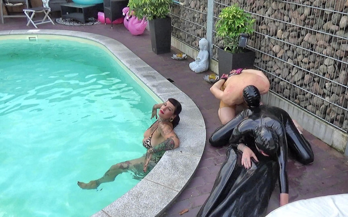 Domina Lady Vampira - SM Studio Femdom Empire: Từ dugout đến tuyệt vọng