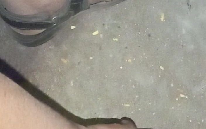 Sweet Indian cock: डिल्डो कंडोम के साथ लंड की मालिश में मेरी कार के बाहर