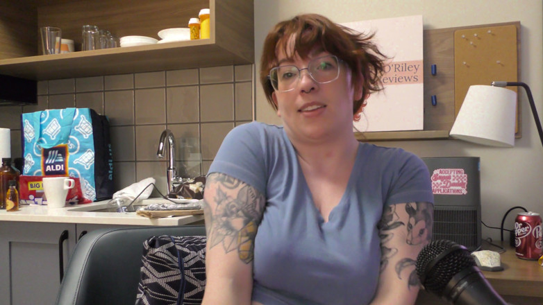 Lily O'Riley: NSFW recension av Night King Dildo av Uberrime