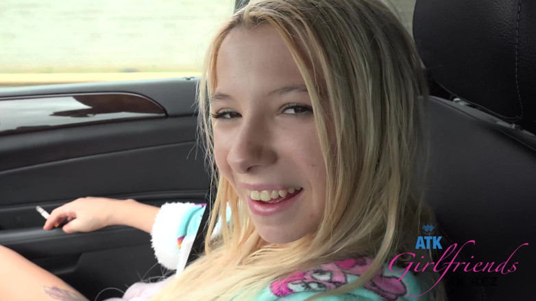 ATK Fans (Girlfriends): Percutian maya dengan Kenzie Reeves bahagian 4
