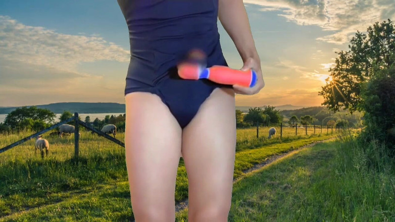 Kitty_Cross: Vibrator spermasprut söt ladyboy på landsbygden i utomhus het kommer...