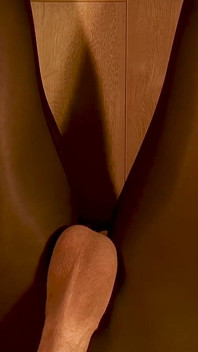 Sperma Denso Sulle Mie Calze Nere Lucide