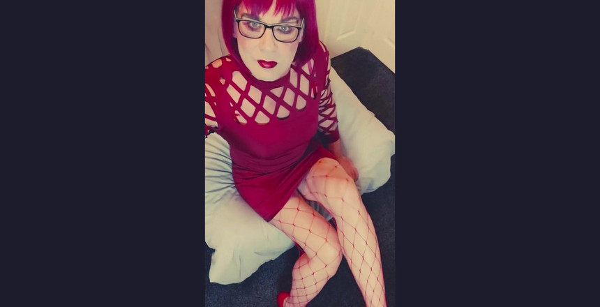 Juniperberi29: Benen en een klassieke schoen met rode hakken