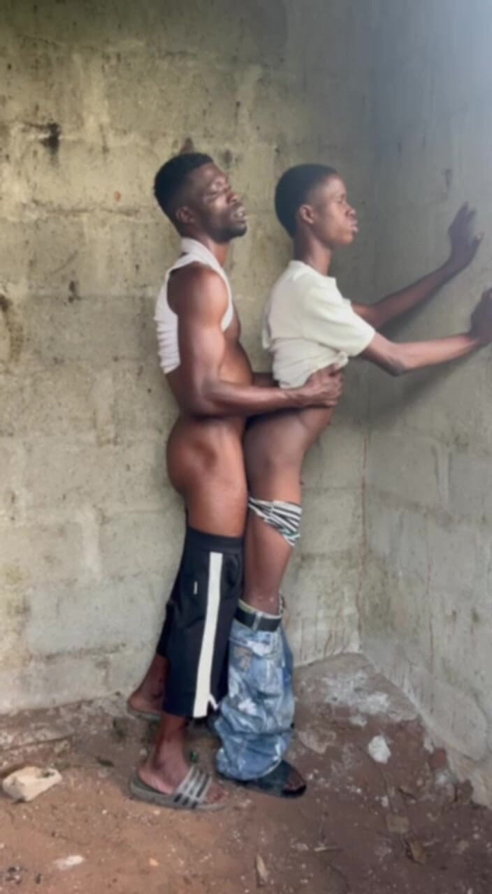 Sassypussyy: He Already Burst That Nuts