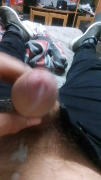 Hot Hunk Jack off in the Morning Moan & Cum