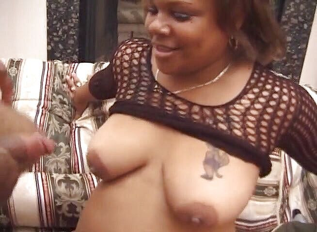 Black Jass: Une black enceinte se fait baiser