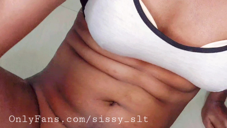 Sissy Slut Simran: 오럴과 애널 섹스