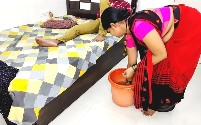 Sexy Komal: Komal finally got fucked by Malik while mopping