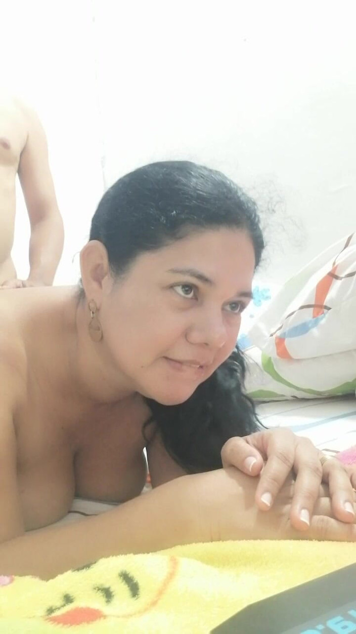 Valkyrie and Luigy Couple: 我的女友是一个顺从的婊子