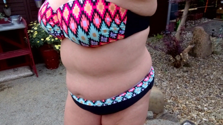 Hot-Pussy66: Ich in einem bikini