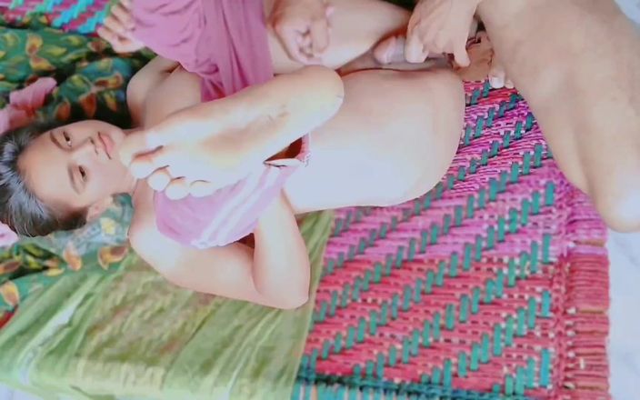 Lust Suman: Village Girl primeira vez xx vídeo, indiana village gf primeira...