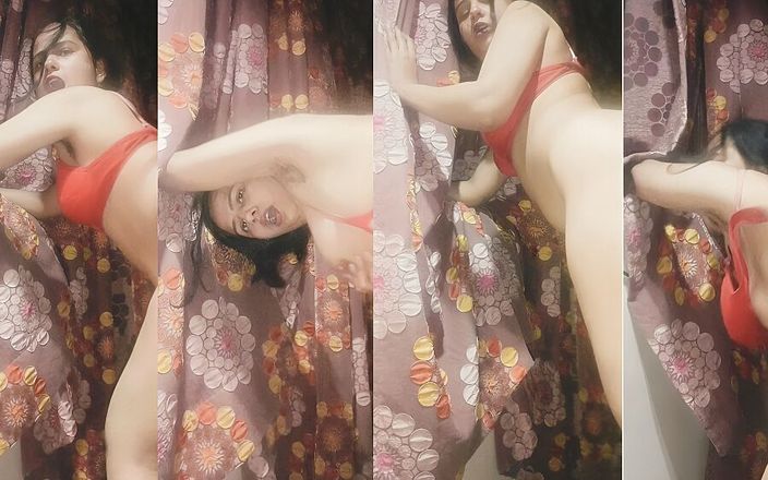 Hot Sis: Я і моя падчерка розважалися під час швидкого сексу