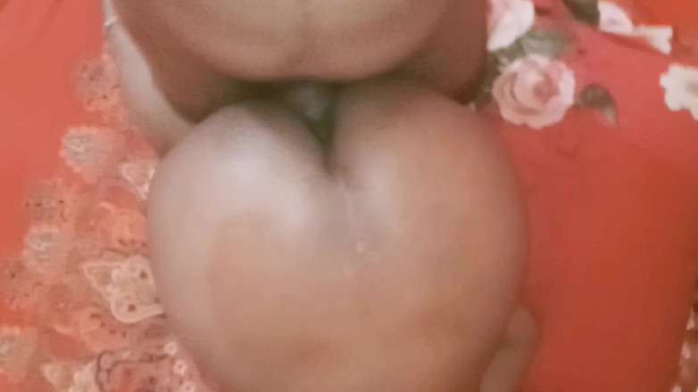 Shopna25: Bengali Sexy Girl First Night First Time Sex with Desi...