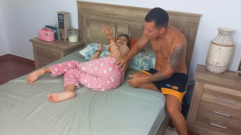 Labestiaylabella: Hete seks in pyjama