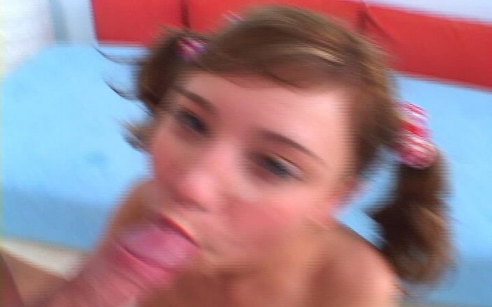 Nikky Thorne's Teen Club: 俄罗斯第一次的独特选角视频 - Bic_278