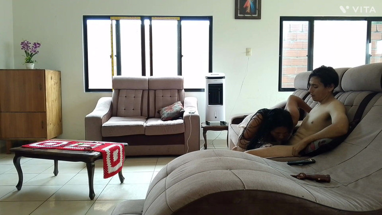 Kamila6922: Mijn stiefzus neuken als niemand daar is, kontbruin