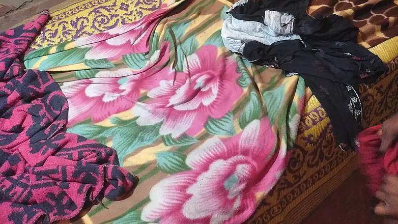 Ankush raj: インドの新しいデシ動画 新しい彼女から電話があったので、行ってお尻に行った