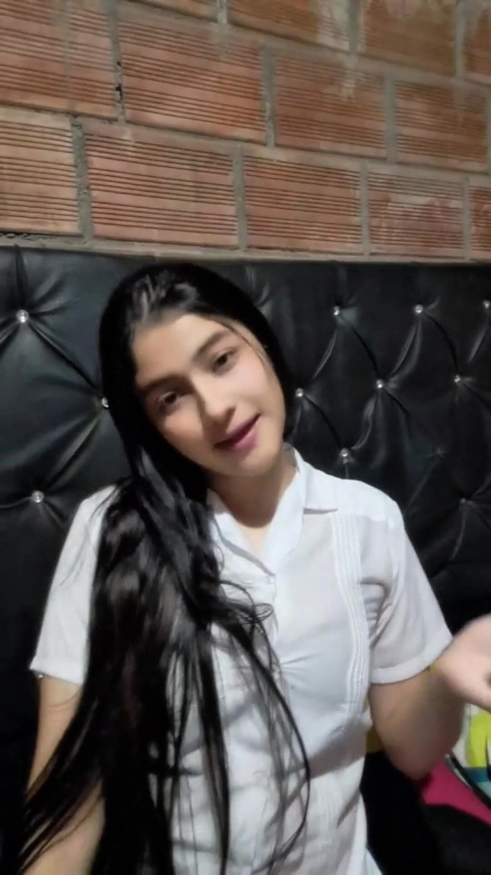 Yulieth Gomez: Gozada interna selvagem da madrasta balança o quarto