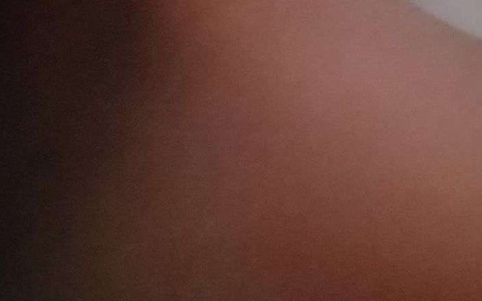 ThaiPocketRocket: Gioco con la figa da sola