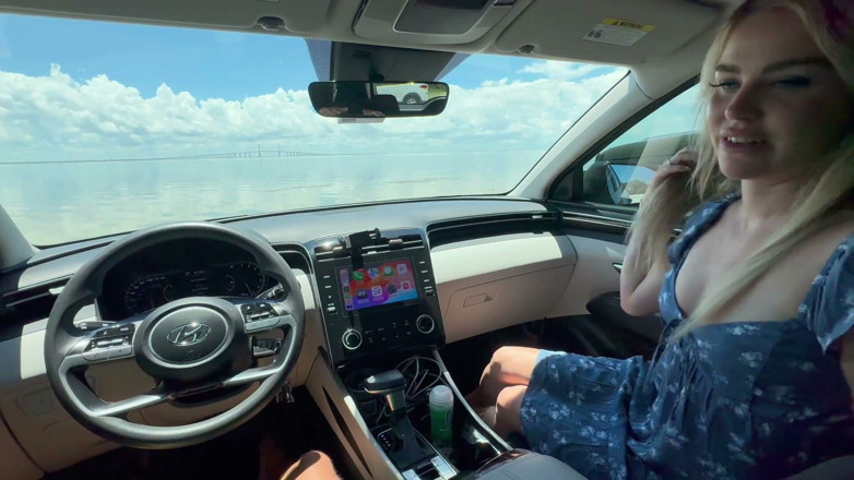 Island Boy Vids: Kody evans ngocok kontol nyepong kontol di dalam mobil