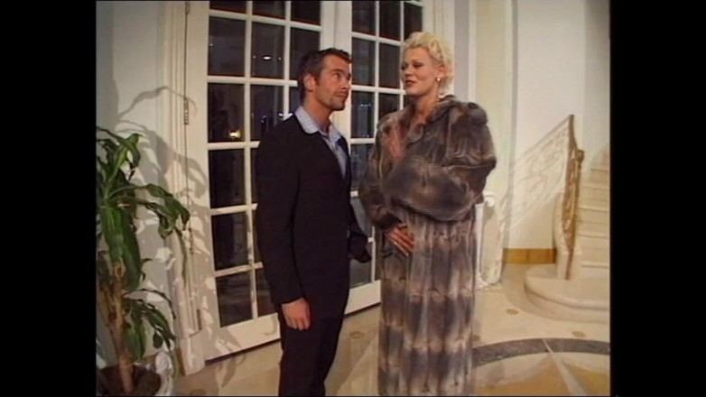 MMV films - The Original: Anale neukpartij en dubbele penetraties voor sletterige meisjes