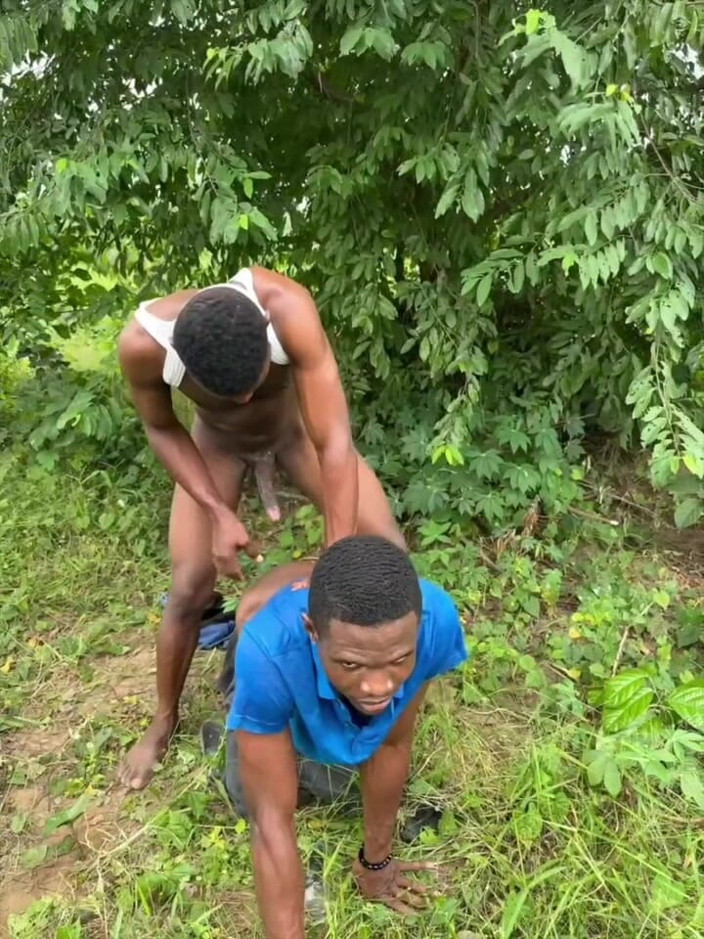Darkskin_guy: Drilled by the Farmer
