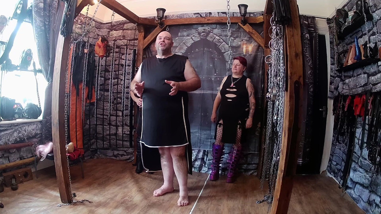 Aaexperiencesltd: Lanista Bear lekce bičování se studentskou paní Izarem