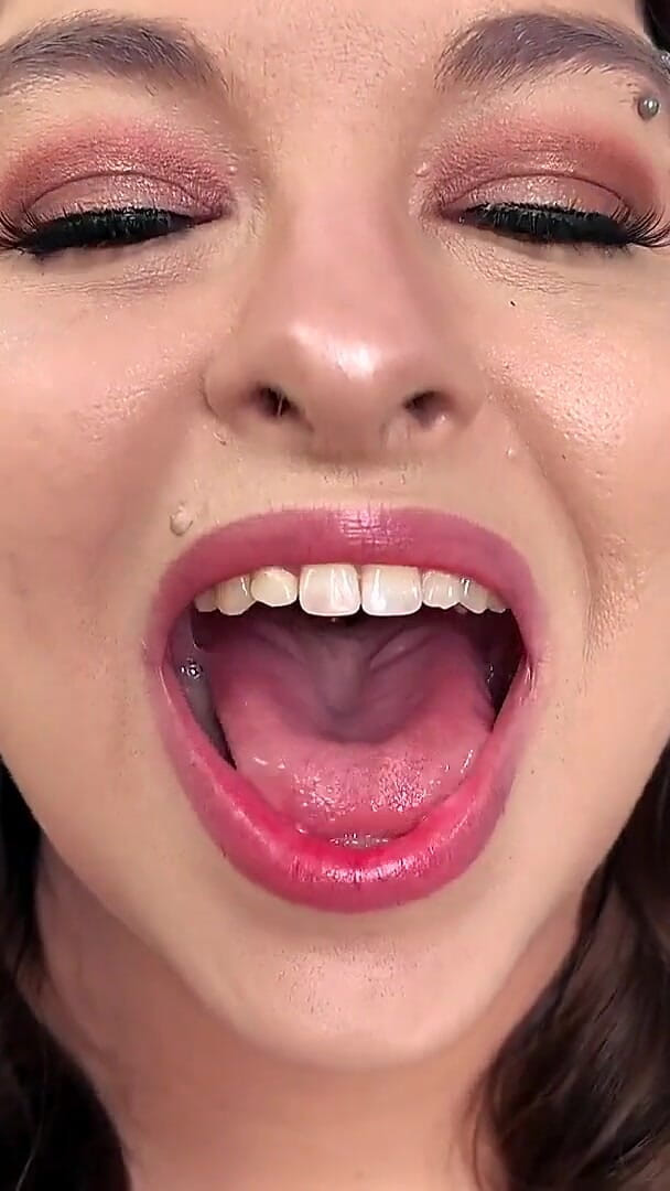 Sydney screams fetish: 女友找到了你的色情片