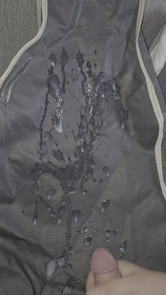 ExLovedMyCumshots: La migliore potente e caotica sborrata.