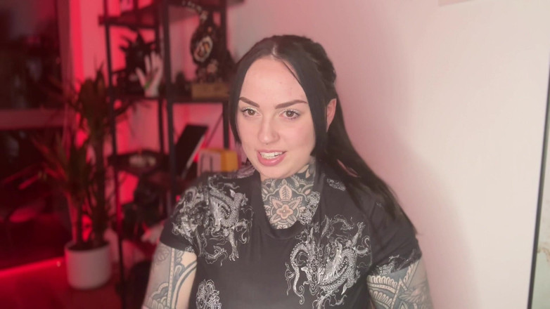 Miss Valentina: Není hodný záchodového otroctví