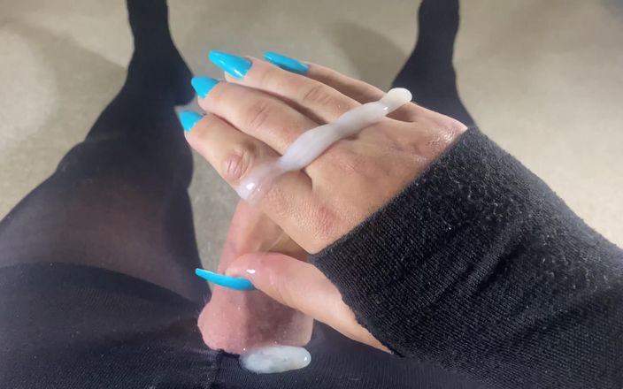 Jenna Jerkin: Licking a Big Load of Cum off My Fingers