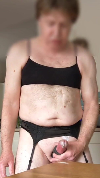 Bellhead: Una sissy diverte un minuto ll