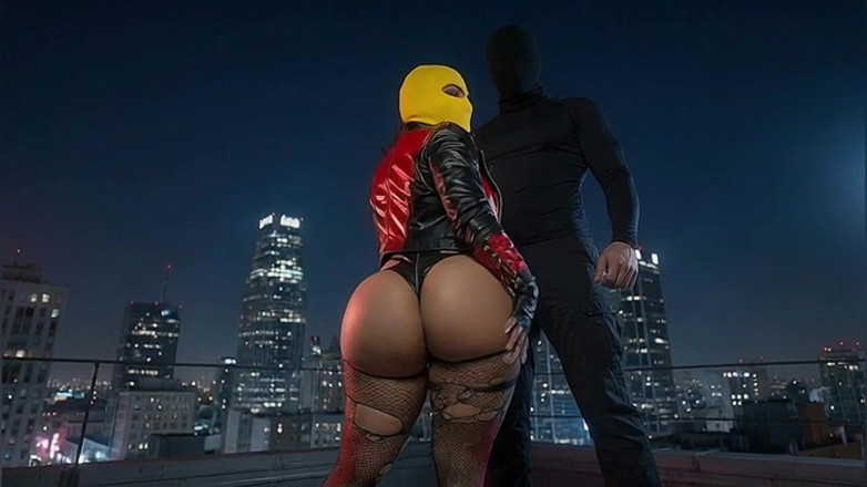 Animate golden: Awek kecil molek berpantat besar di Balaclava kuning dikuasai di...