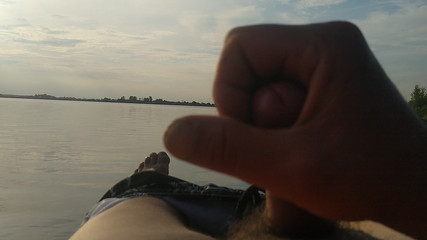 Milen: Masturbuje bech