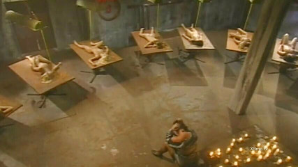 Monster Cocks: 黑发辣妹解绑并被干