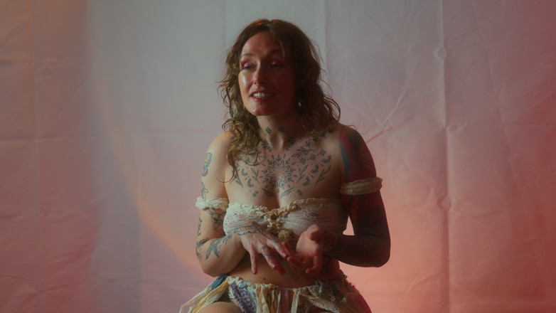 Goddess Transcendence: Dominatoare feminină Provocare cu tachinare: Urmărește-mă cum ejaculez peste și peste în...