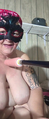 Bombeando buceta perto de sua bunda muito rápido ela vai talvez passar gás