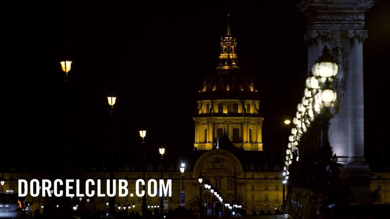 Dorcel Club: Surprise under the table at a swinger dinner