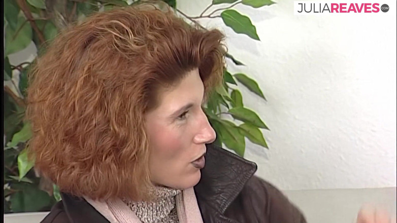 Retro Schlampen: milf jęczy jak przebita łechtaczka zostaje wylizana, a następnie zerżnięta dildem