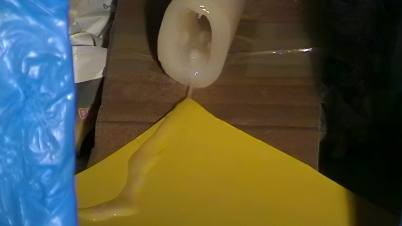 Mark Hannes: Fleshlight dikongkek dengan katil melancap