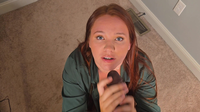 Annabelle Rogers: 赤毛の継母がBBCに手コキの罰を与える視点