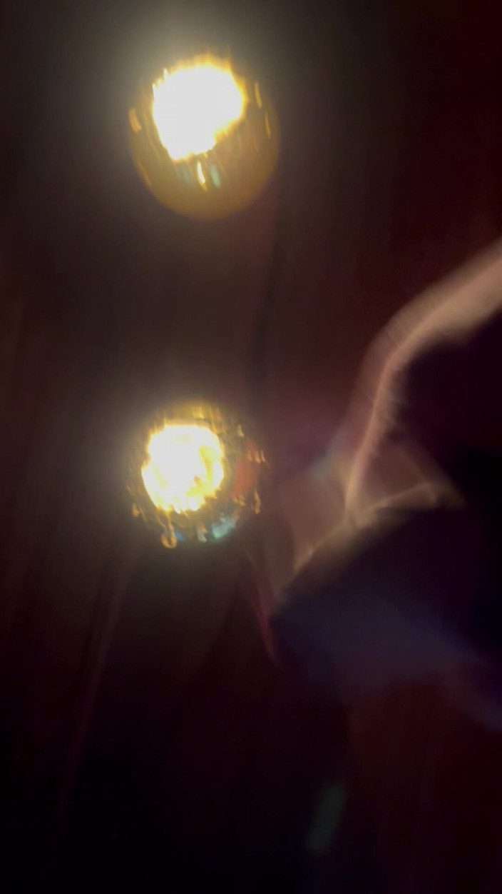 NastySecret666: Одного світла достатньо