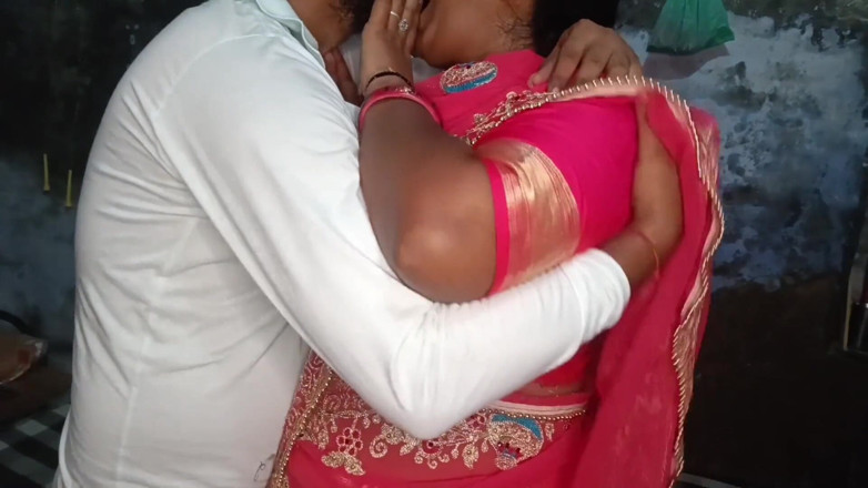 Yourgeeta8899: Village desi, ma copine se fait baiser la chatte rose