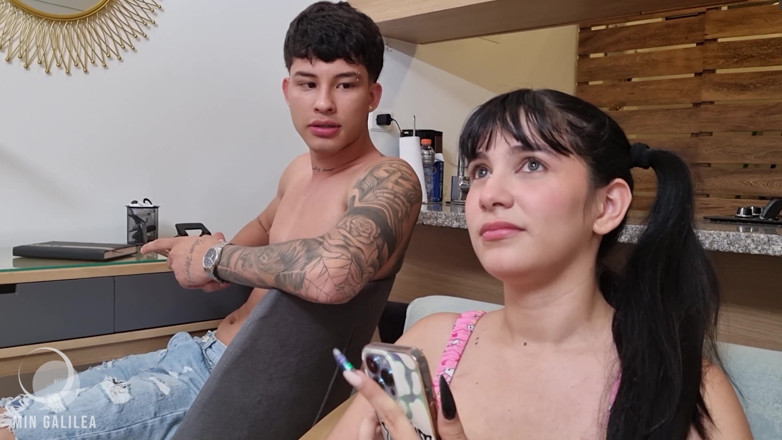 MinGalilea: Un ami excité veut refaire des vidéos qu'il a vues...