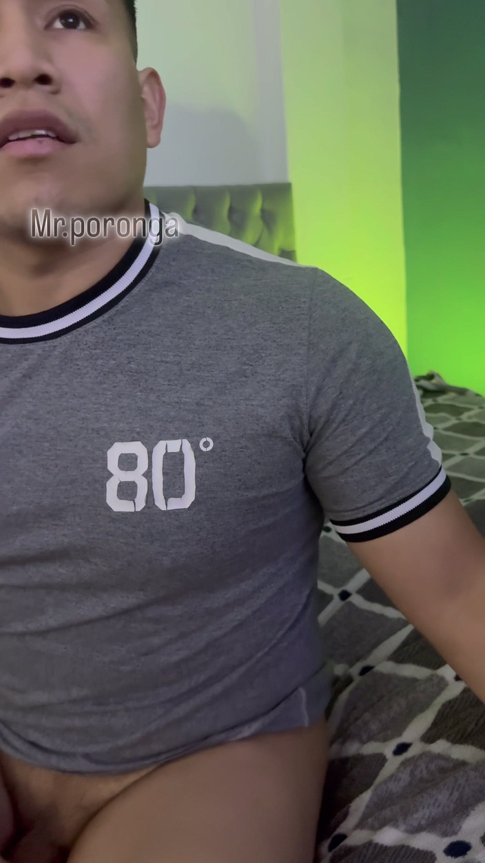 Mr.poronga: Je reçois un énorme jet de lait